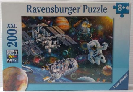 Ravensburger 200 pcs Puzzle - Cosmic Exploration
